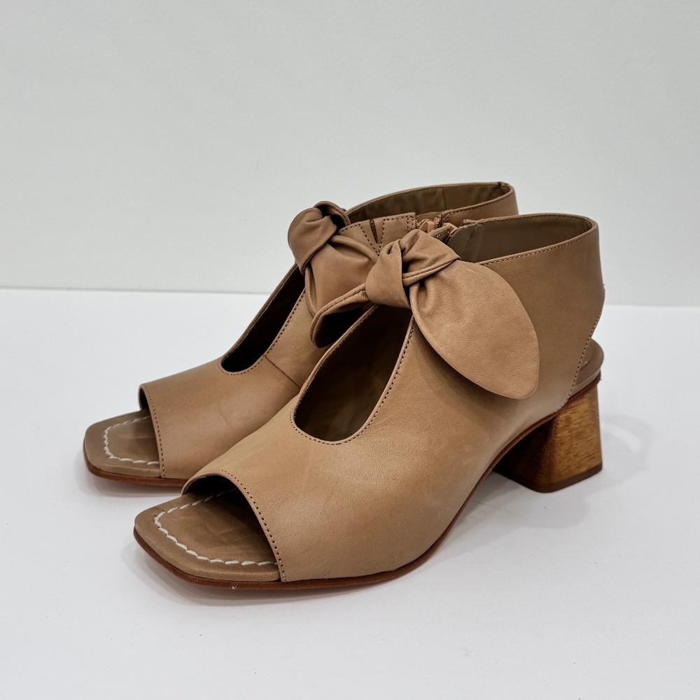 Bernardo Lizzie Leather Sandal Block Heels, Sand Color, 8.5M